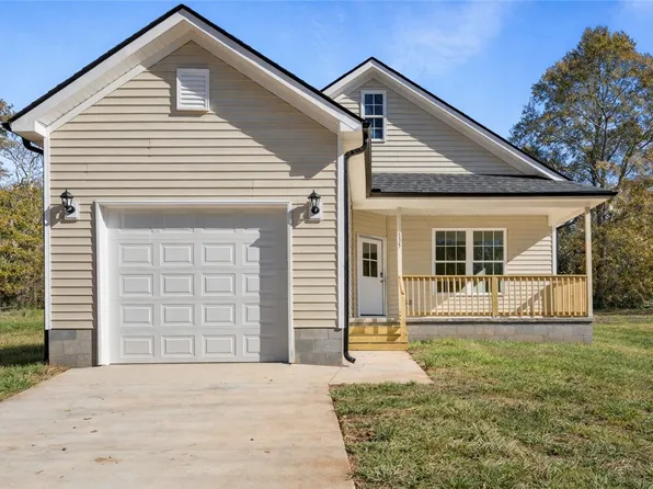 335 Winston St, Pendleton, SC 29670
