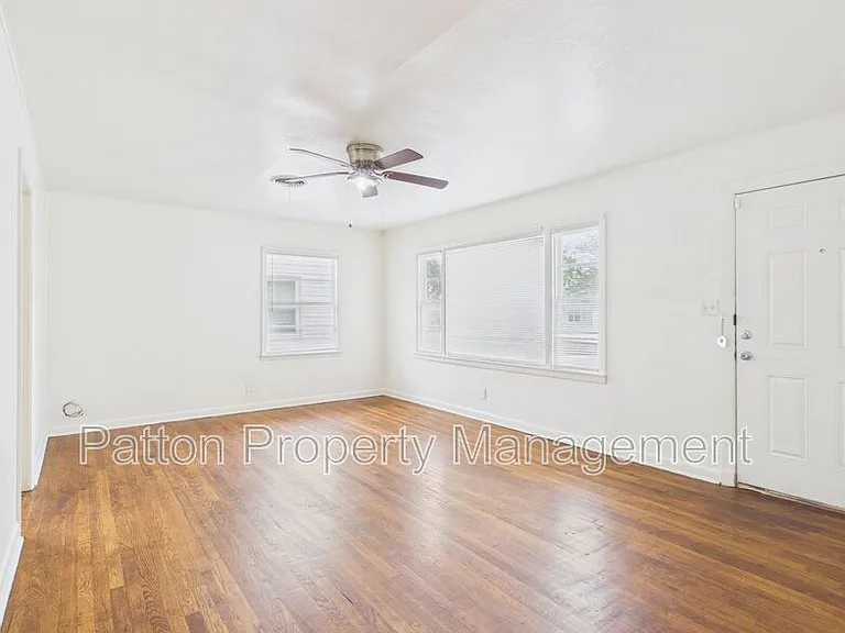 4308 S Jackson St — Photo 5