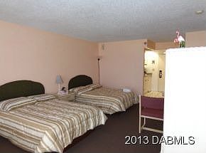 4th image of 313 S Atlantic Ave #509