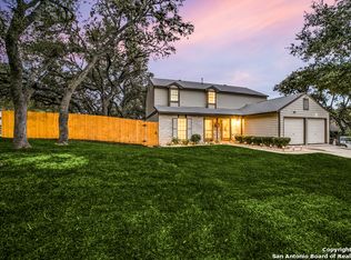 9135 Park Trl, San Antonio, TX 78250