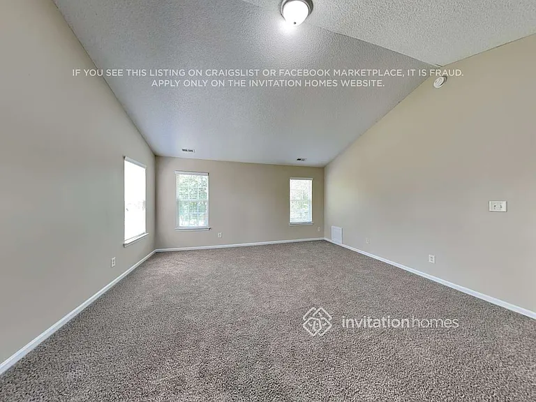 2921 Blueberry Dr — Photo 14