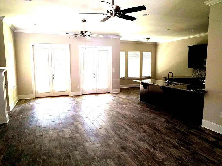 1829 Ashley Hall Way — Photo 35