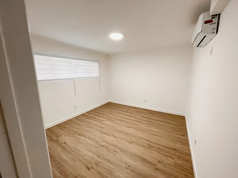 1313 Huntington Dr — Photo 18