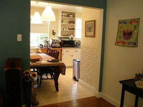 5th image of 3475 Ashford St