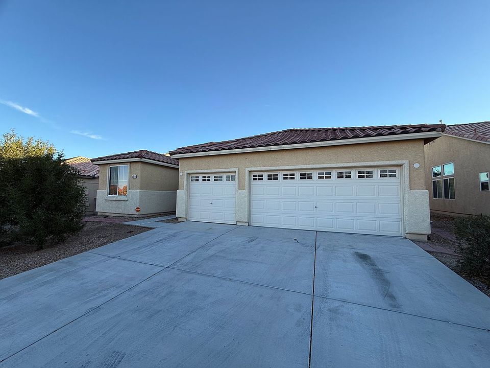 1st image of 3513 La Cascada Ave
