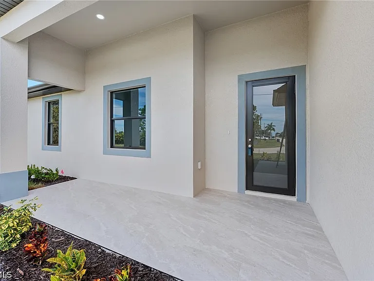 1024 Chauncey Ave — Photo 6