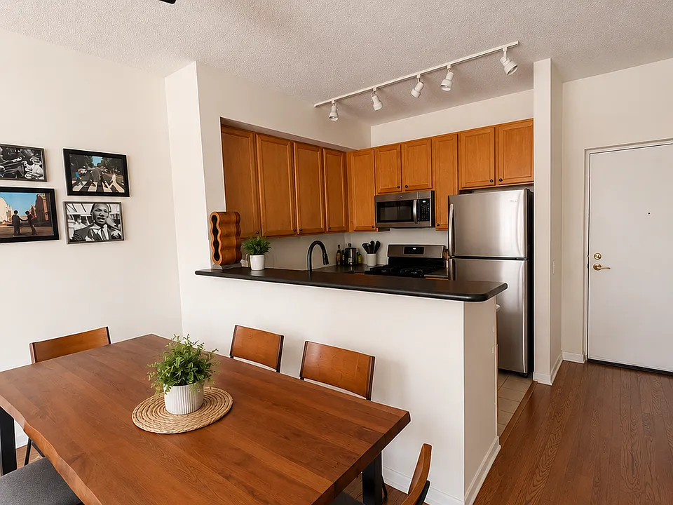 7625 N Eastlake Ter #306