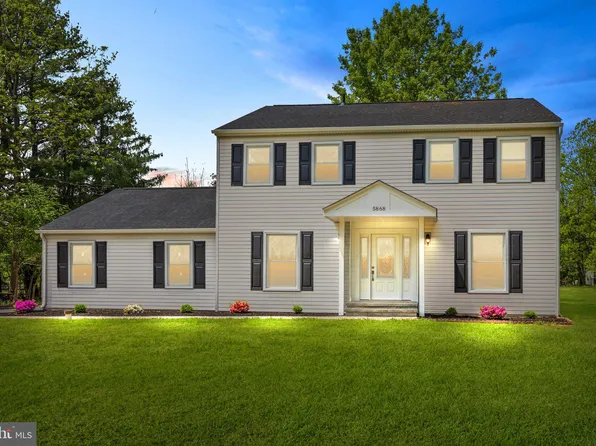 5868 Village Ln, Doylestown, PA 18902