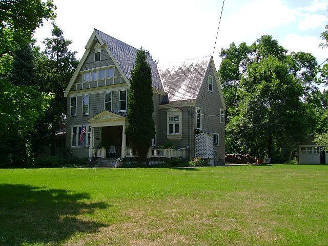 Exterior Main