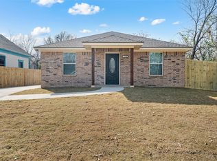 1126 N 11th St, Waco, TX 76707