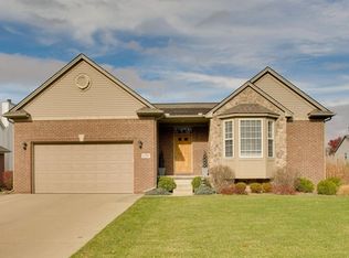 1297 Walloon Way, Orion, MI 48360