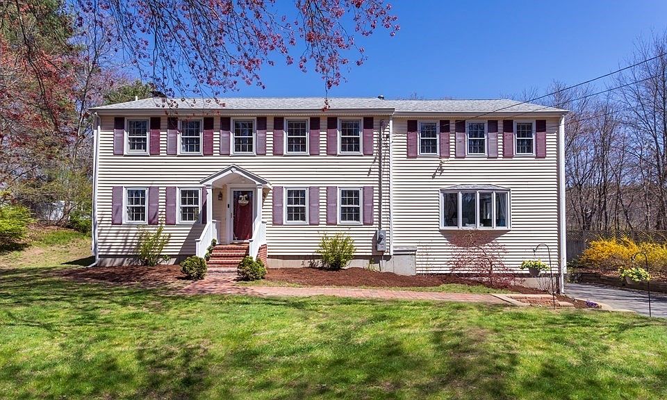 3 Summer St, Foxboro, MA 02035 Zillow