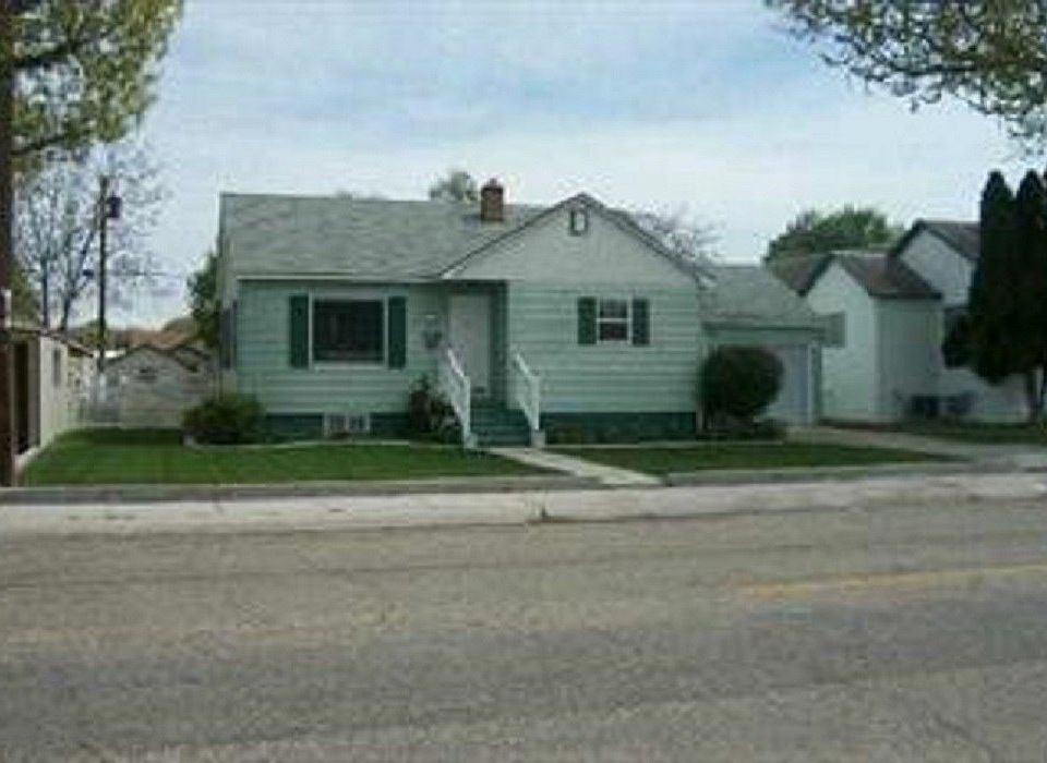 1st image of 36 N Canyon St