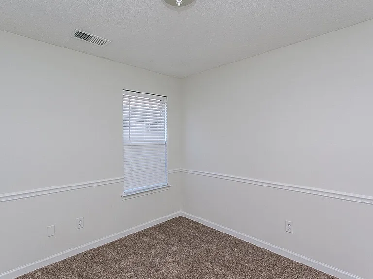 8291 Cross Point Dr — Photo 7