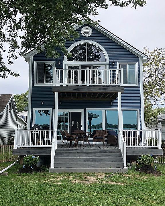 1st image of 2036 E Park Dr