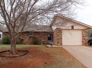 123 Mary Dr, Elk City, OK 73644