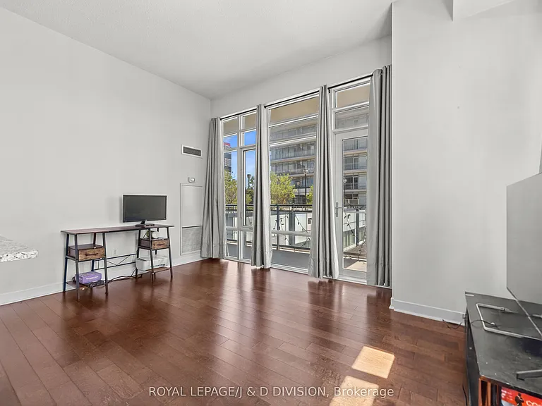 360 Square One Dr #604 — Photo 6