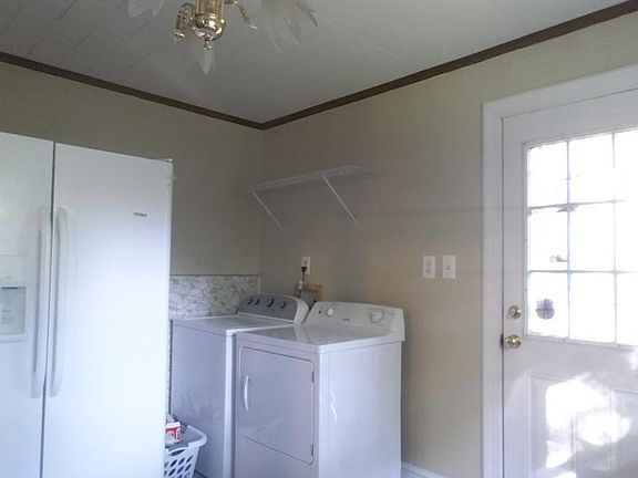2nd image of 209-B Clark Blvd