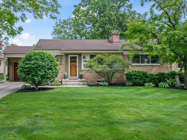 215 N Lincoln Ln, Arlington Heights, IL 60004