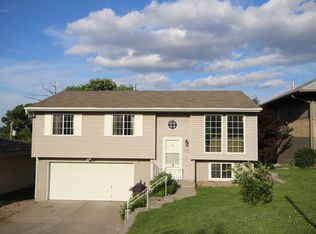 4741 S 81st St, Omaha, NE 68127