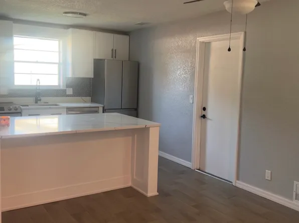 1401 Suwanee Rd, Daytona Beach, FL 32114