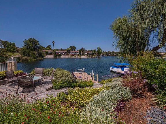 4th image of 2375 Windward Cir