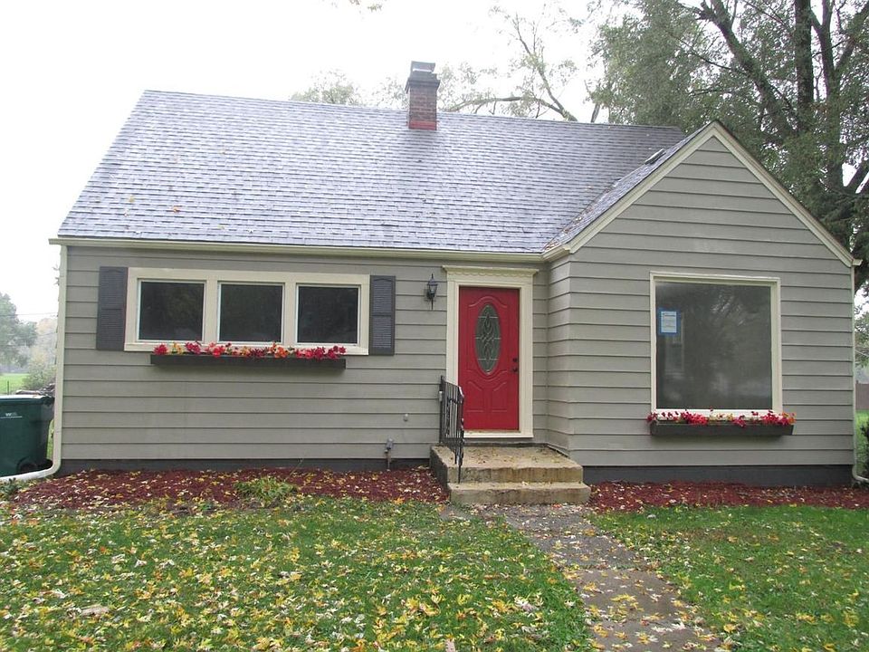 1st image of 1117 W 63rd Ave