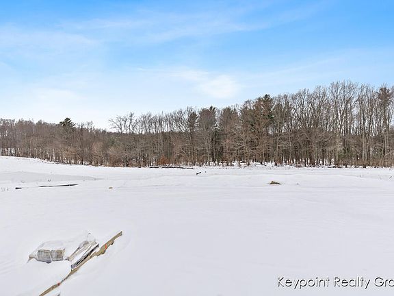 3rd image of 3282 Stonehill Ct