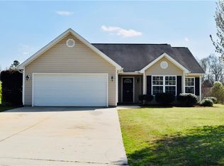 127 Baltic Ave, Anderson, SC 29621