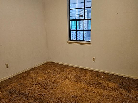 4th image of 4459 Shadowood Drive