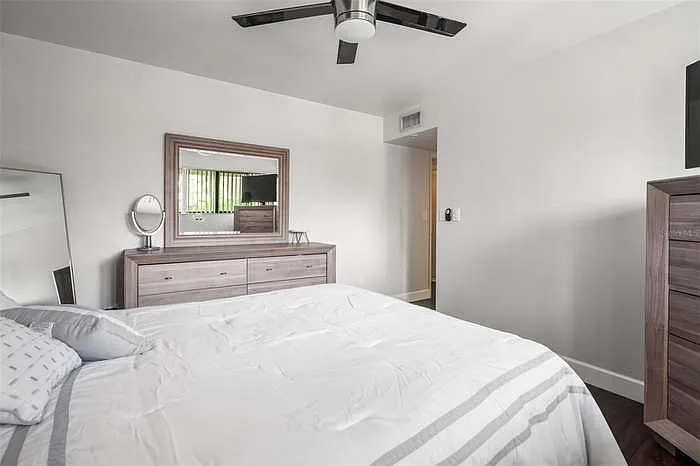 855 N Village Dr N #203 — Photo 15