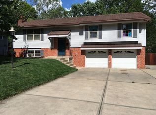 7107 Garnett St, Shawnee, KS 66203