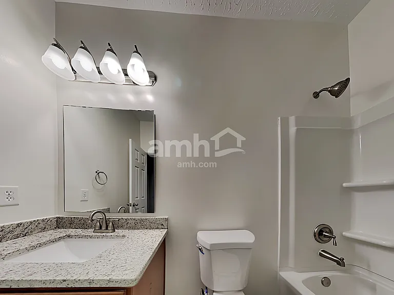 1268 W Crystal Dr — Photo 16