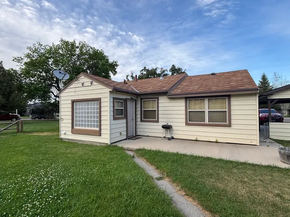 1902 Shoshoni Trl S, Cody, WY 82414
