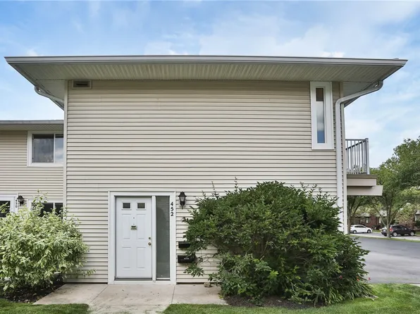 452 Eastbrooke Ln, Rochester, NY 14618