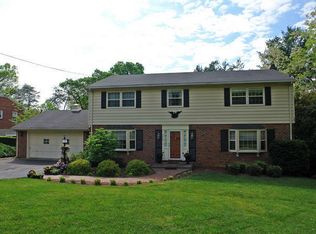 3318 Windsor Rd SW, Roanoke, VA 24018