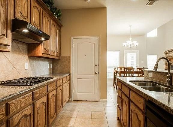 4th image of 14093 Salmon Dr
