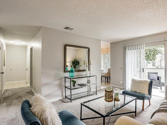 5th image of 2503 Easton Pl APT 42