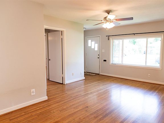 4th image of 3314 Rochdale St
