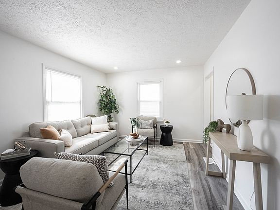 3rd image of 4846 Crittenden Ave