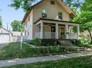 213 7th St, Ames, IA 50010