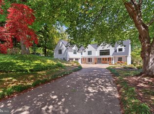 7126 Darby Rd, Bethesda, MD 20817