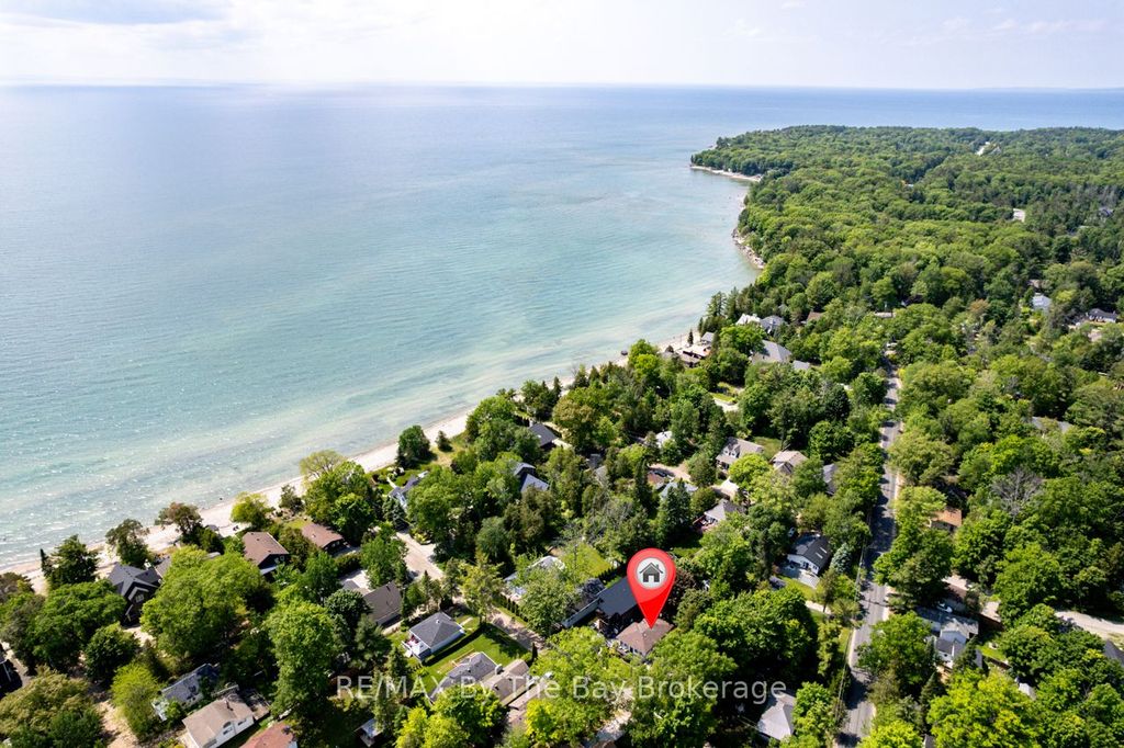 50 Balsam St, Tiny, ON - View 2