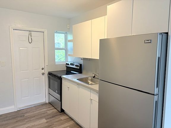 4th image of 2206 Adams St #11449092