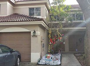 9702 NW 24th Ct, Pembroke Pines, FL 33024