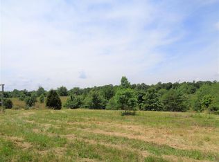 505 Christopher Ln, Lawrenceburg, TN 38464