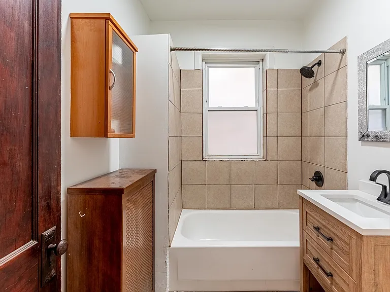 4938 W Monroe St #1 — Photo 5