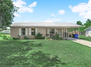 120 Rosemary Ave, Sebring, FL 33875