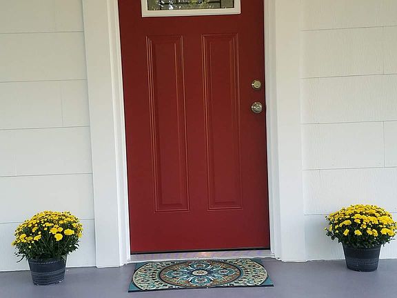 2nd image of 18 East St