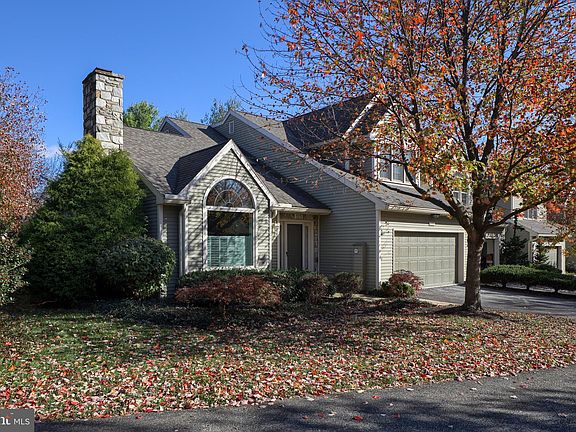 2nd image of 125 Deer Ford Dr